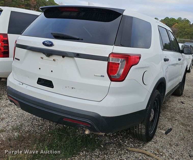 image for item NP9173 2016 Ford Explorer Police Interceptor  SUV