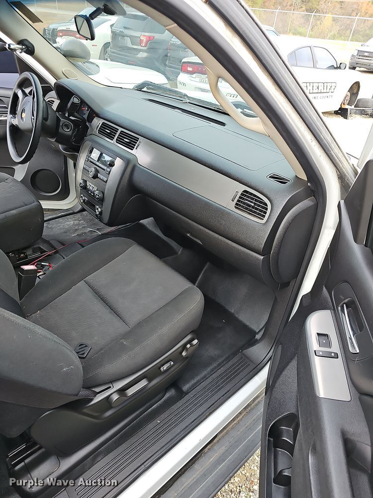 image for item NP9174 2011 Chevrolet Tahoe Police SUV