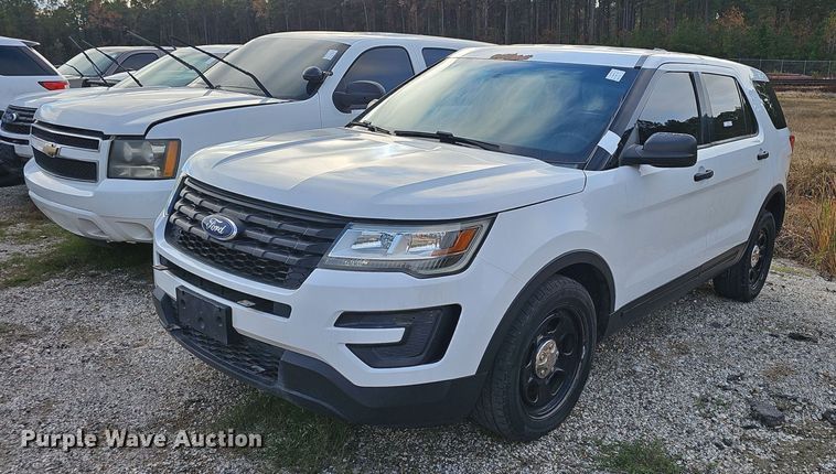 image for item NP9175 2016 Ford Explorer Police interceptor  SUV