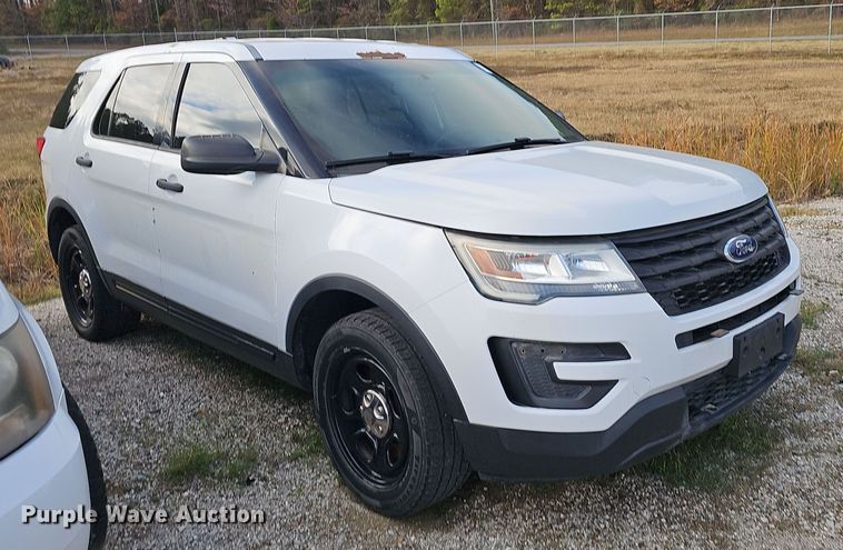 image for item NP9175 2016 Ford Explorer Police interceptor  SUV