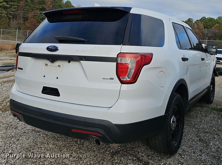 image for item NP9175 2016 Ford Explorer Police interceptor  SUV