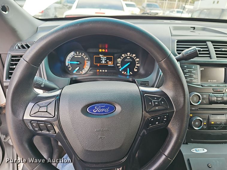 image for item NP9175 2016 Ford Explorer Police interceptor  SUV