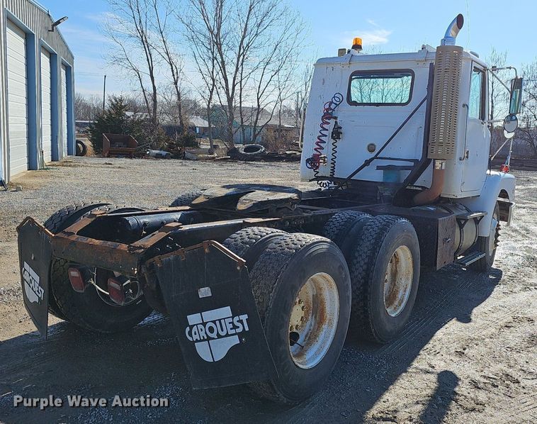 image for item NP9383 1995 Volvo White GMC semi truck