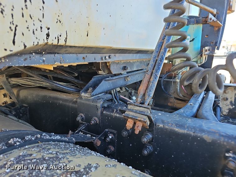 image for item NP9383 1995 Volvo White GMC semi truck