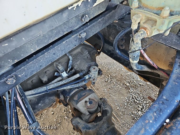 image for item NP9383 1995 Volvo White GMC semi truck