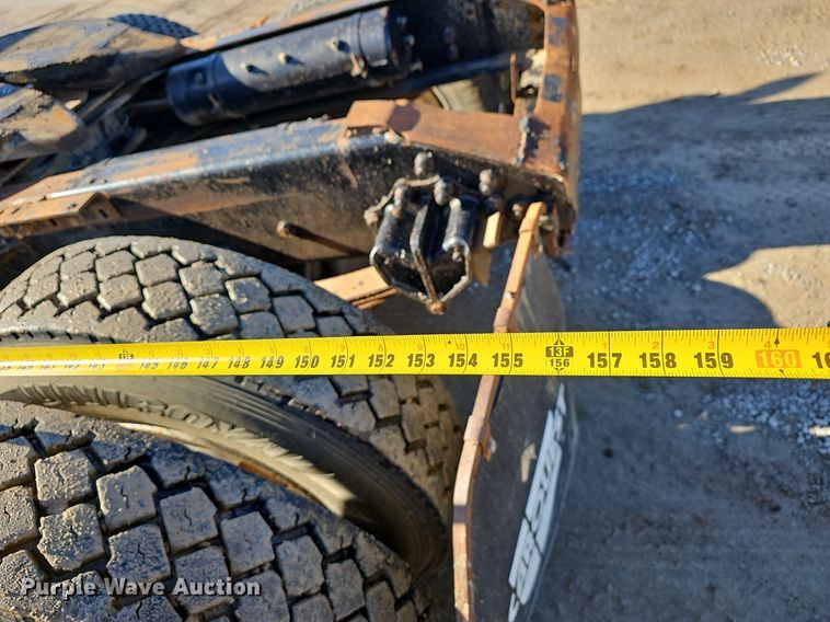 image for item NP9383 1995 Volvo White GMC semi truck