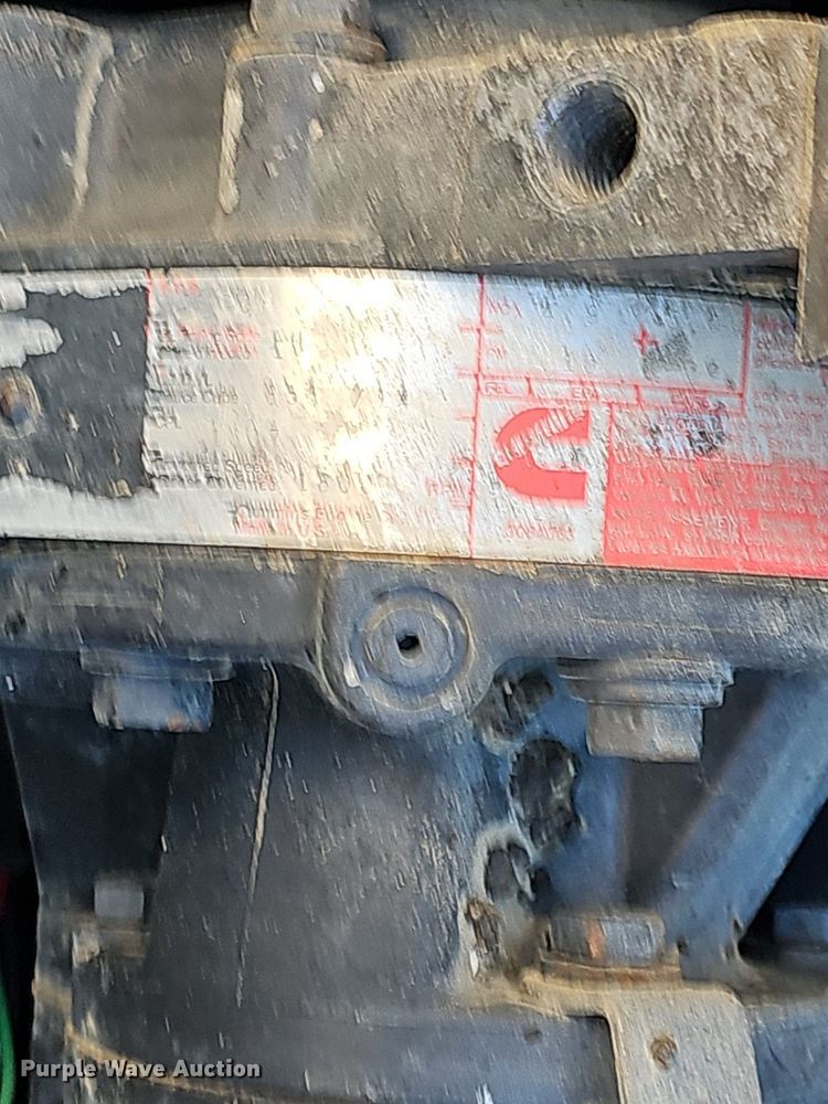 image for item NP9383 1995 Volvo White GMC semi truck