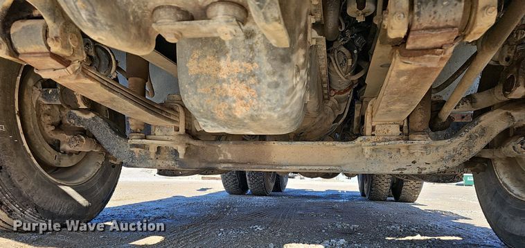 image for item NP9383 1995 Volvo White GMC semi truck