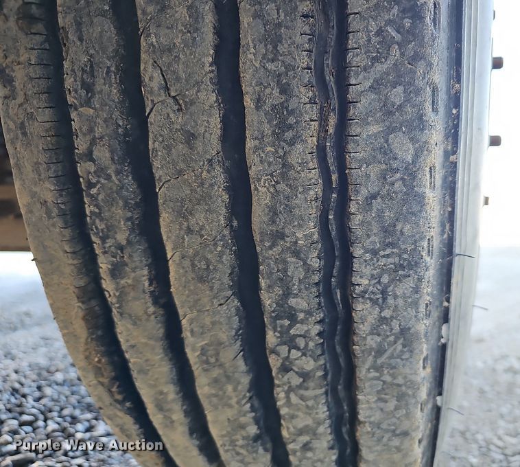 image for item NP9383 1995 Volvo White GMC semi truck