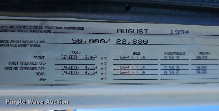 image for item NP9383 1995 Volvo White GMC semi truck