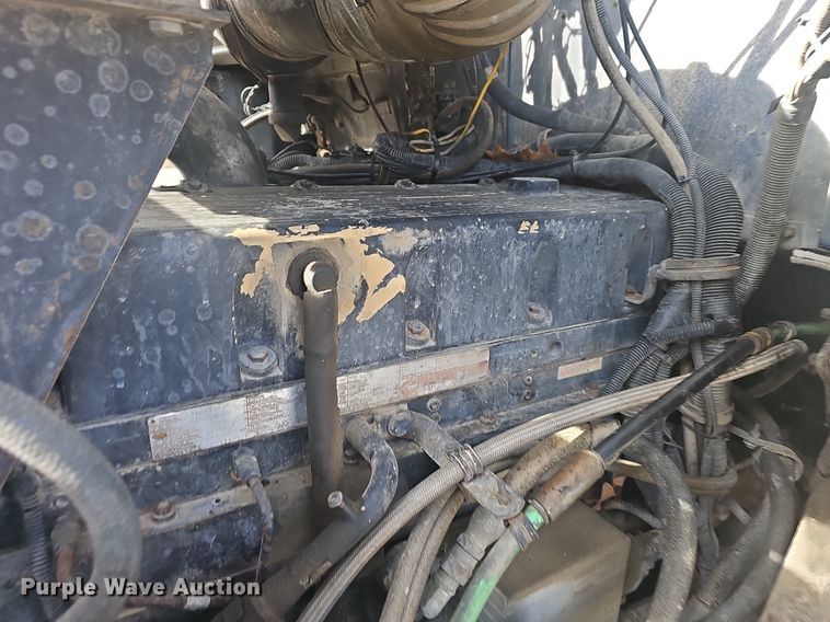 image for item NP9384 1993 Kenworth  T450 tank truck