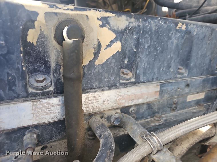 image for item NP9384 1993 Kenworth  T450 tank truck