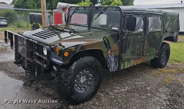 image for item NT9772 1991 AM General M1038 HUMVEE