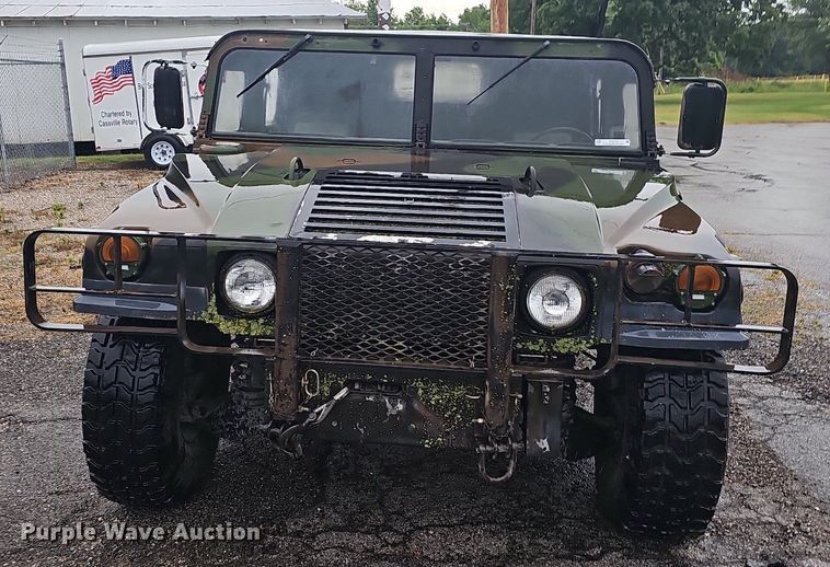 image for item NT9772 1991 AM General M1038 HUMVEE