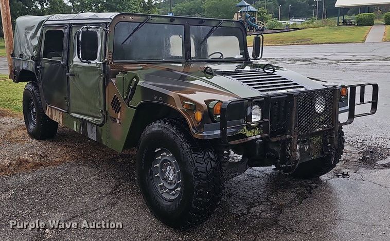 image for item NT9772 1991 AM General M1038 HUMVEE