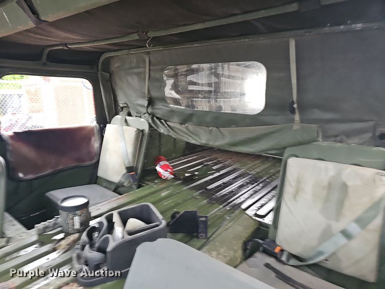 image for item NT9772 1991 AM General M1038 HUMVEE