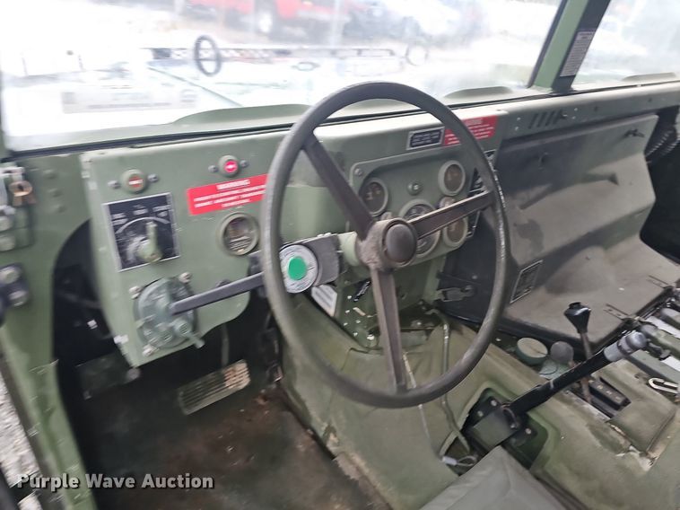 image for item NT9772 1991 AM General M1038 HUMVEE