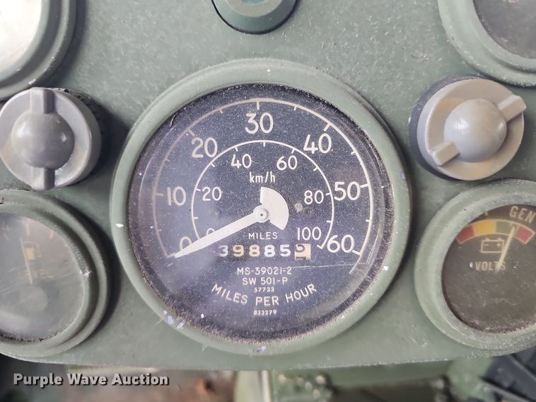 image for item NT9772 1991 AM General M1038 HUMVEE