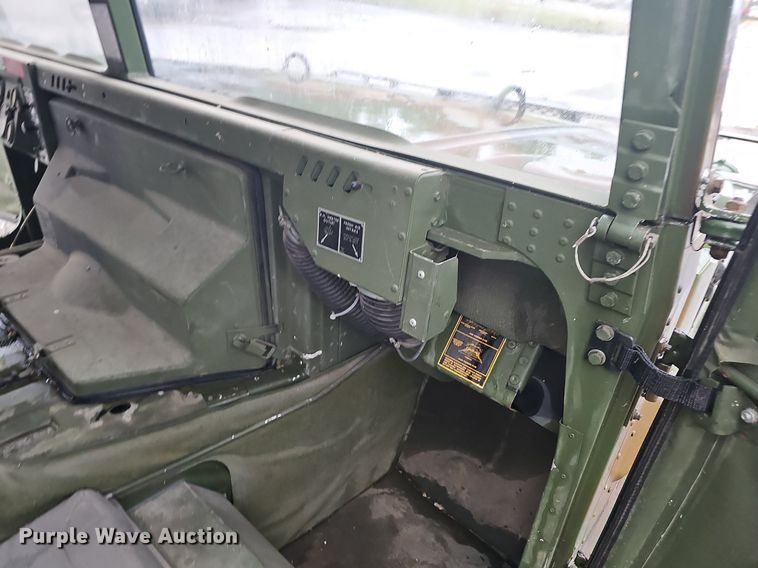 image for item NT9772 1991 AM General M1038 HUMVEE