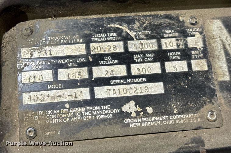 image for item NU9300 (4) pallet jacks