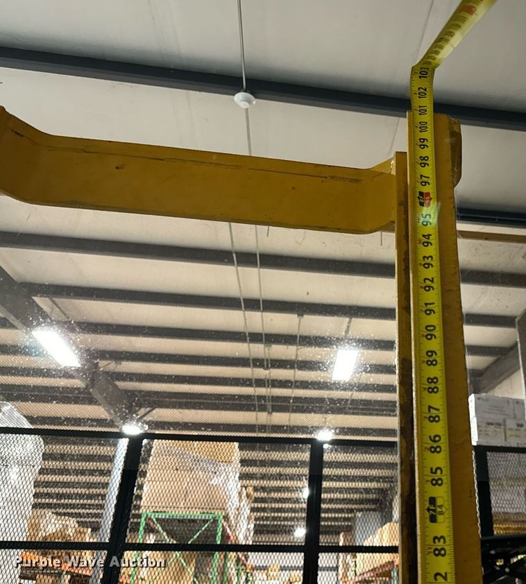 image for item NU9300 (4) pallet jacks