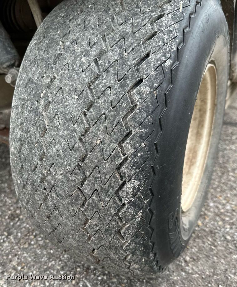 image for item NU9308 Club Car  Carryall 6 golf cart