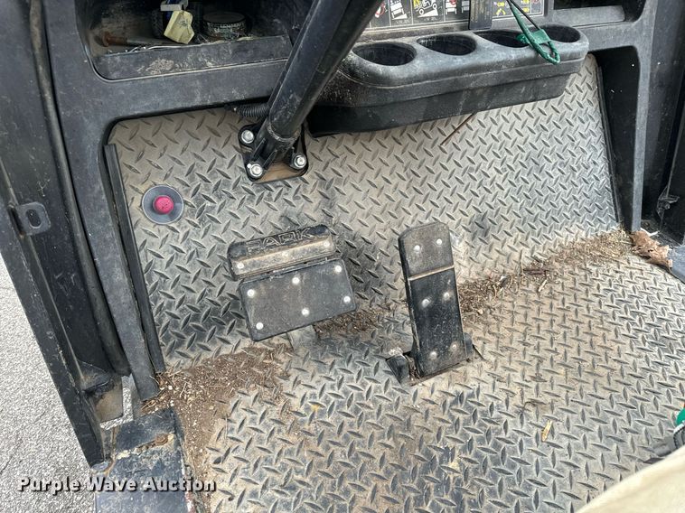 image for item NU9309 Cushman  Hauler 1200X golf cart