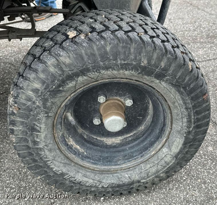 image for item NU9309 Cushman  Hauler 1200X golf cart