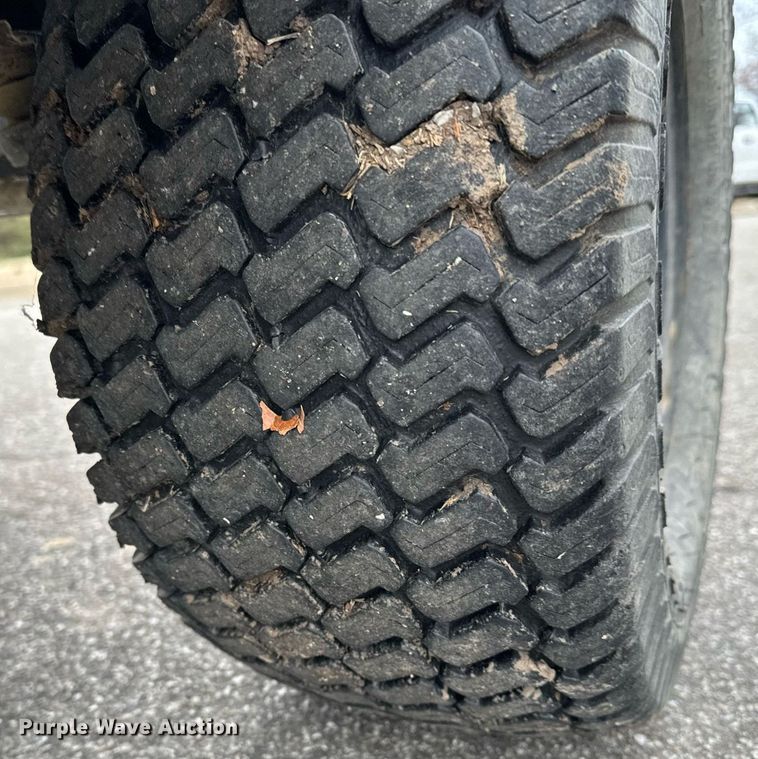 image for item NU9309 Cushman  Hauler 1200X golf cart