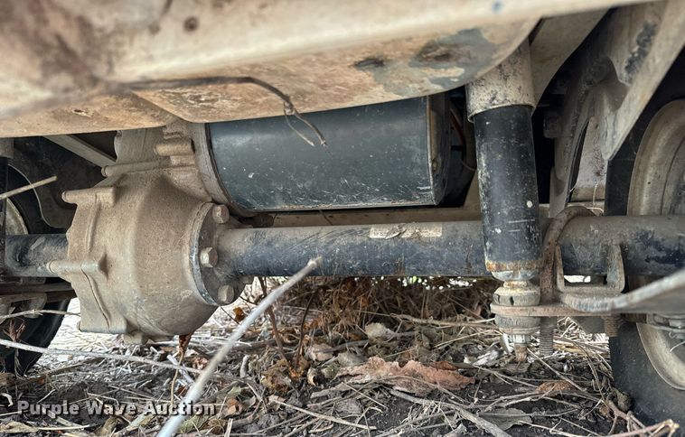 image for item NU9312 (2) golf carts