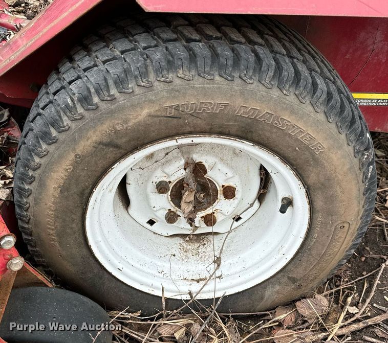 image for item NU9313 Toro Groundsmaster 325D lawn mower