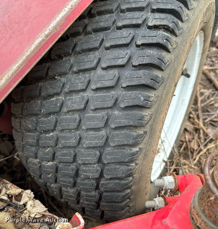 image for item NU9313 Toro Groundsmaster 325D lawn mower