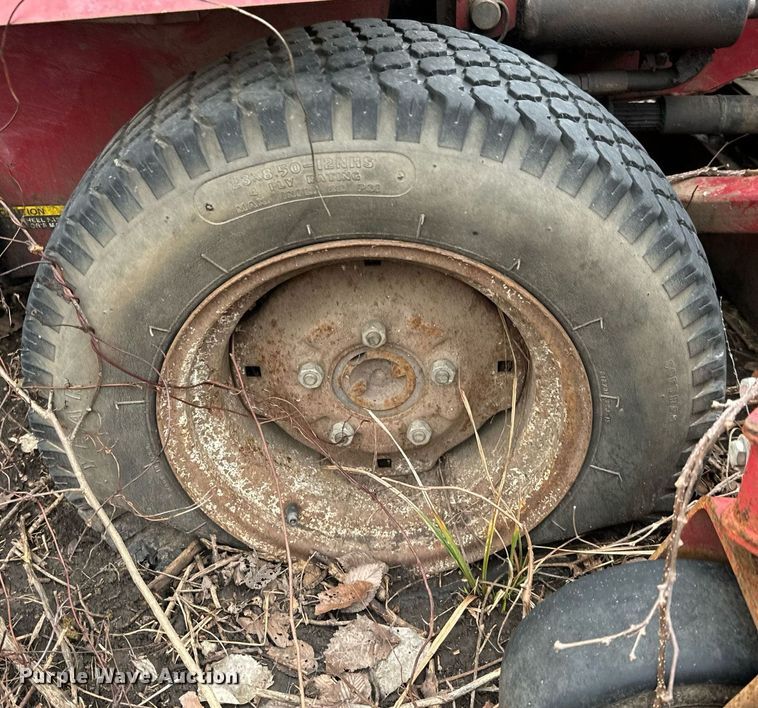 image for item NU9313 Toro Groundsmaster 325D lawn mower