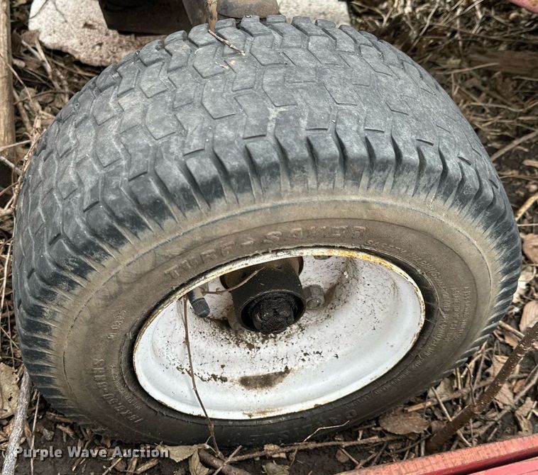 image for item NU9313 Toro Groundsmaster 325D lawn mower