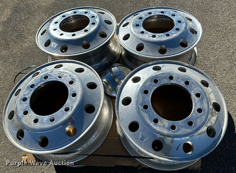 image for item NU9324 (16) Alcoa wheels