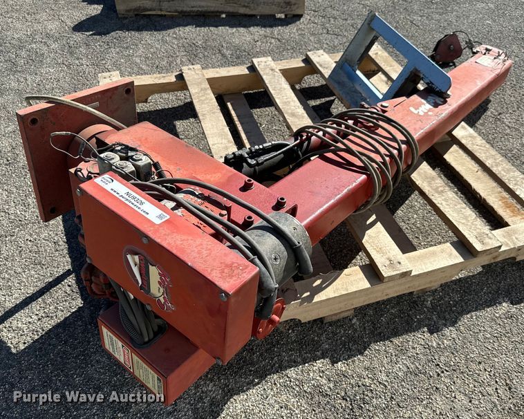 image for item NU9326 Koenig C26 truck mounted crane