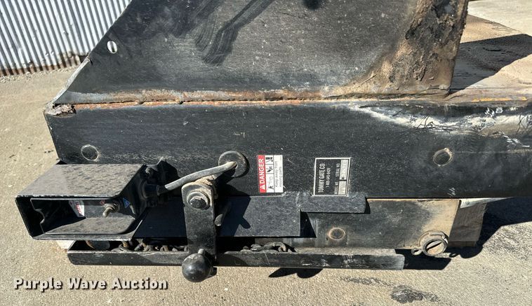 image for item NU9327 Tommy Gate  48 endgate lift