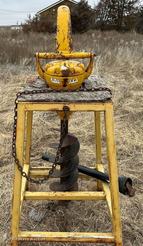 image for item OA9533 Danuser three point auger