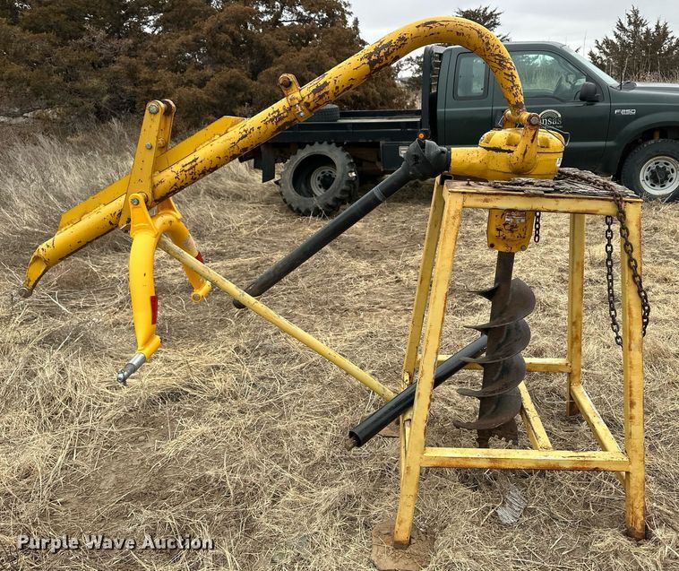 image for item OA9533 Danuser three point auger