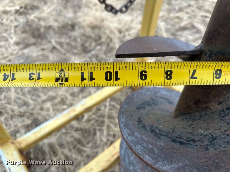 image for item OA9533 Danuser three point auger