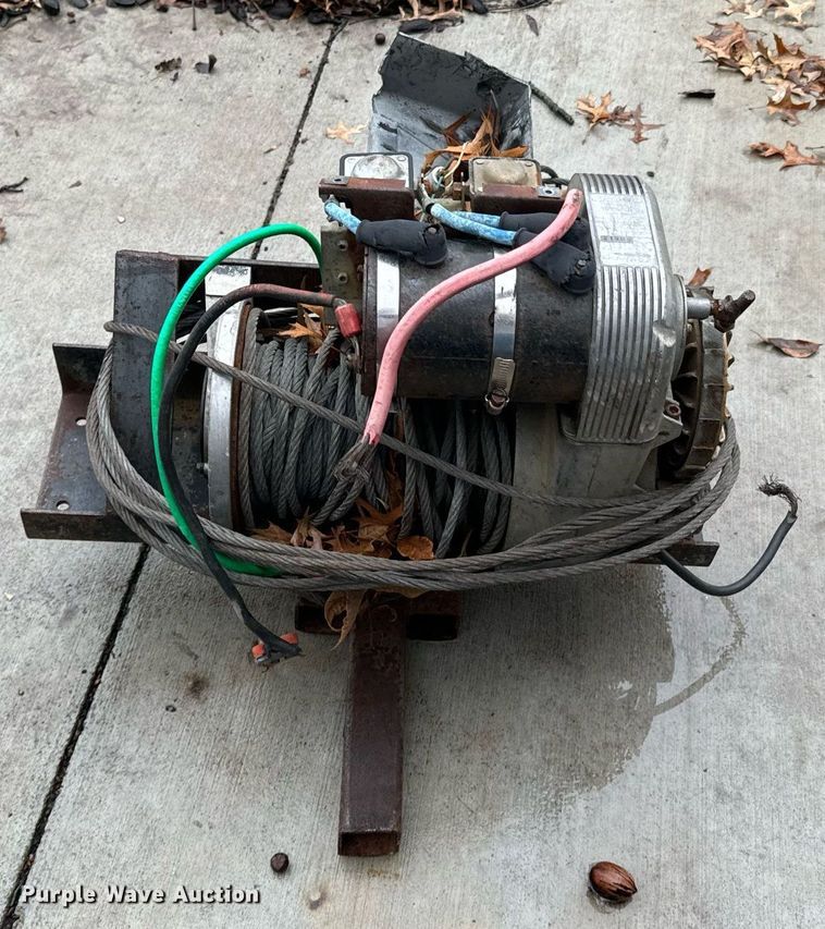 image for item OD9983 Jeep winch