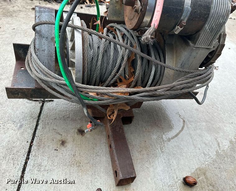 image for item OD9983 Jeep winch