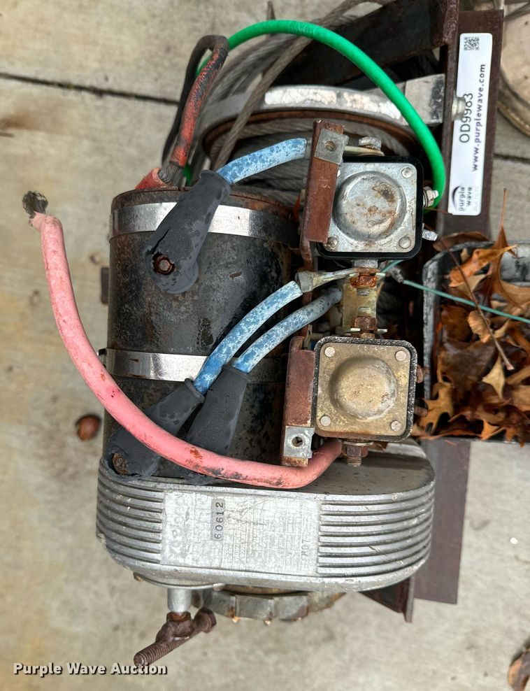 image for item OD9983 Jeep winch