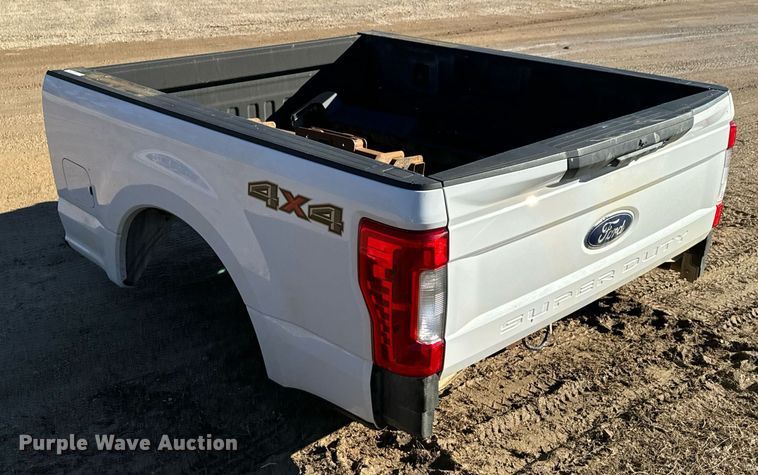 image for item OD9991 2017 Ford F250 truck bed