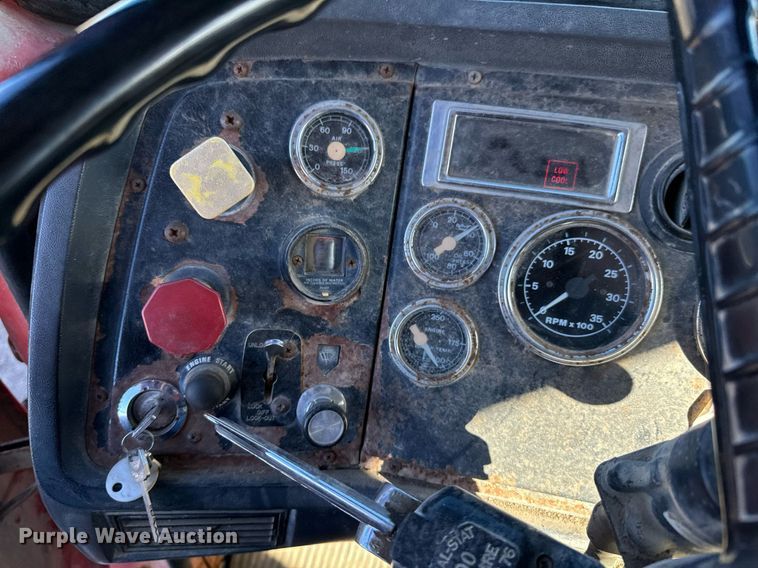 image for item OD9992 1995 Ford L8000 dump truck