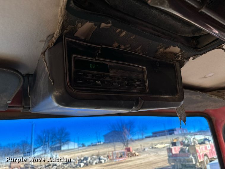 image for item OD9992 1995 Ford L8000 dump truck