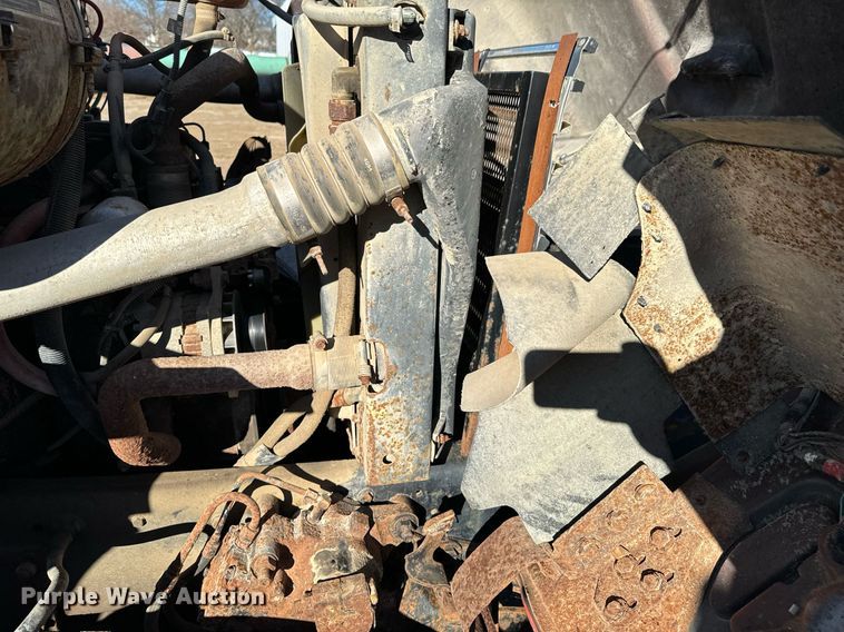 image for item OD9992 1995 Ford L8000 dump truck