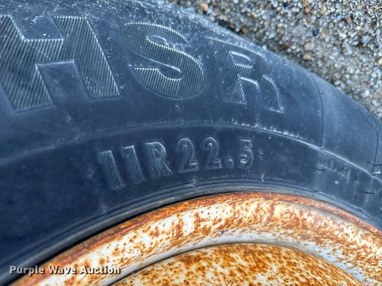 image for item OD9992 1995 Ford L8000 dump truck