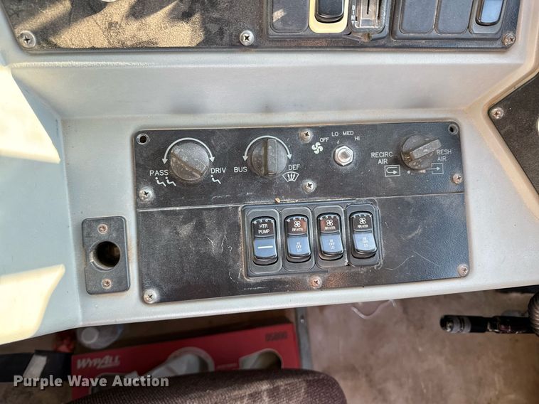 image for item OJ9445 2008 Bluebird Vision school bus