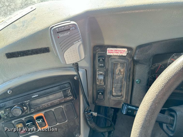 image for item OJ9445 2008 Bluebird Vision school bus